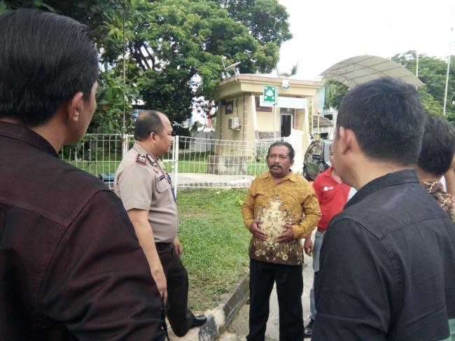 Sopir Pangkalan Mengamuk, Sweeping Taksi Online yang Beroperasi